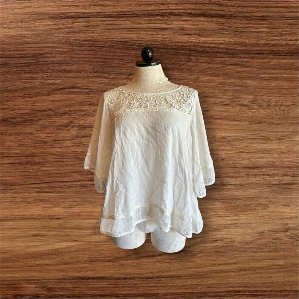 ENTRO‎ White Blouse Eyelet Neckline Thin Boho Fairy Blouse Sz S NWOT